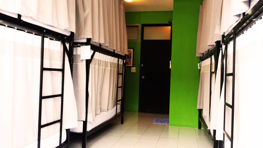 De Talak Hostel Bangkok Eksteriør bilde