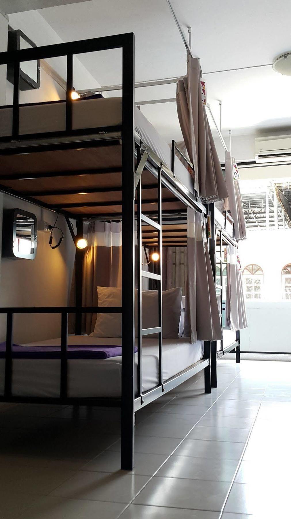 De Talak Hostel Bangkok Eksteriør bilde