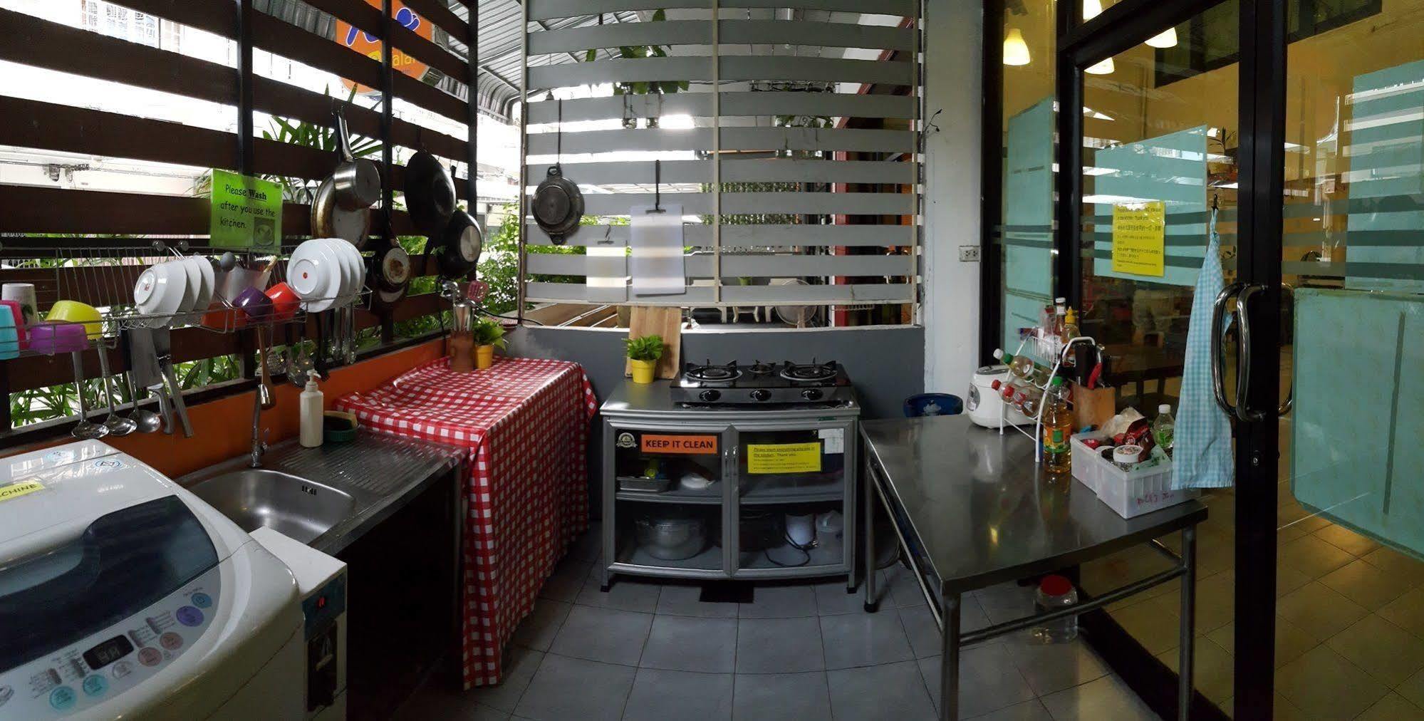 De Talak Hostel Bangkok Eksteriør bilde